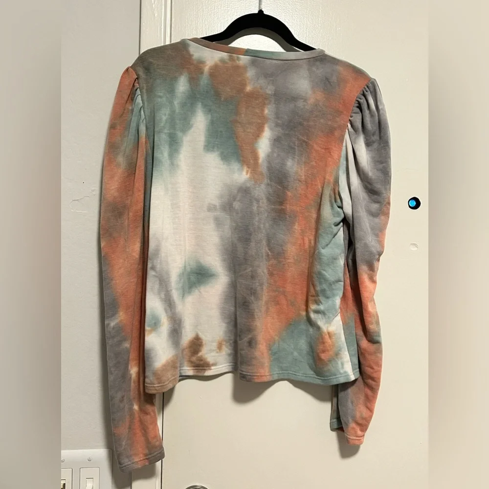 Women’s Nodstrom Know One Cares Long Sleeve